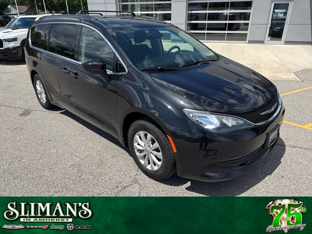 Used 2017 Chrysler Pacifica Touring