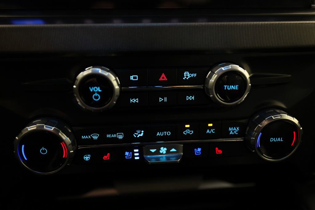 2025 Ford F250 Platinum