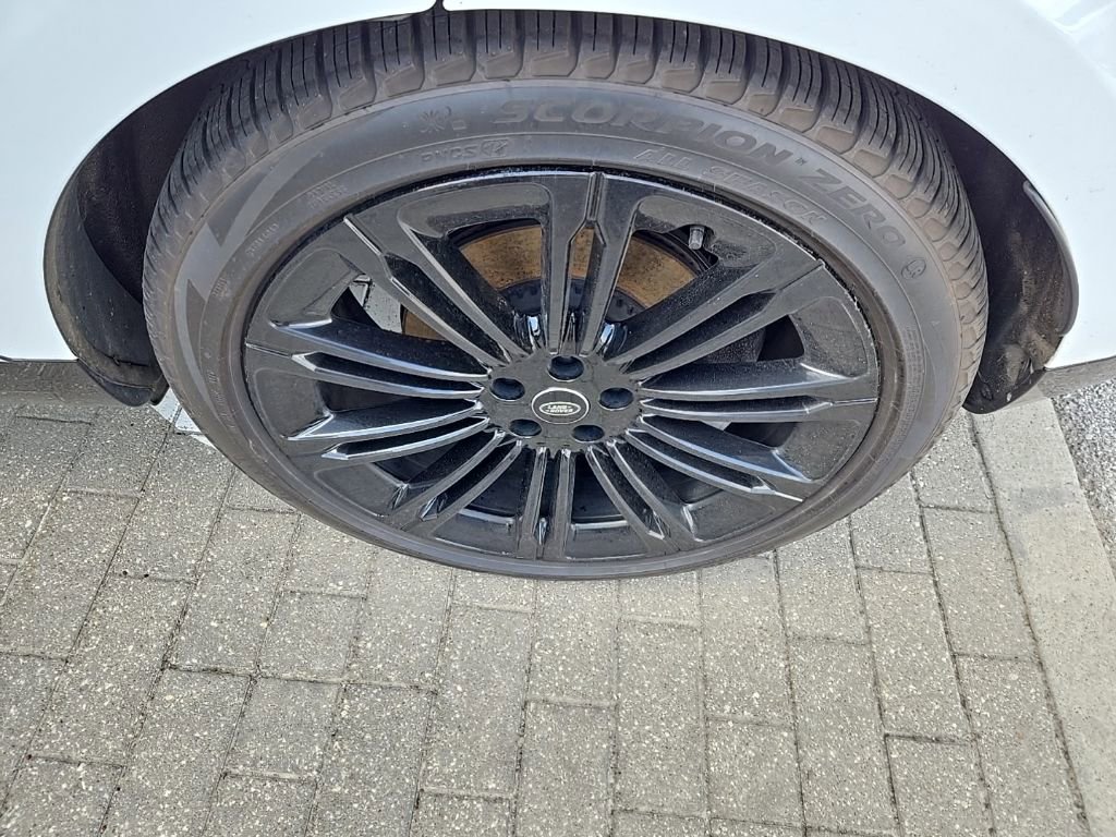 2022 Land Rover Range Rover SE