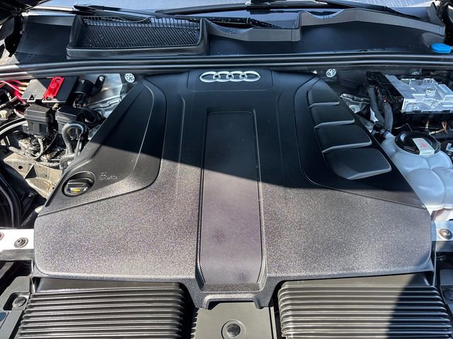 2024 Audi Q7 2.0T Premium Plus