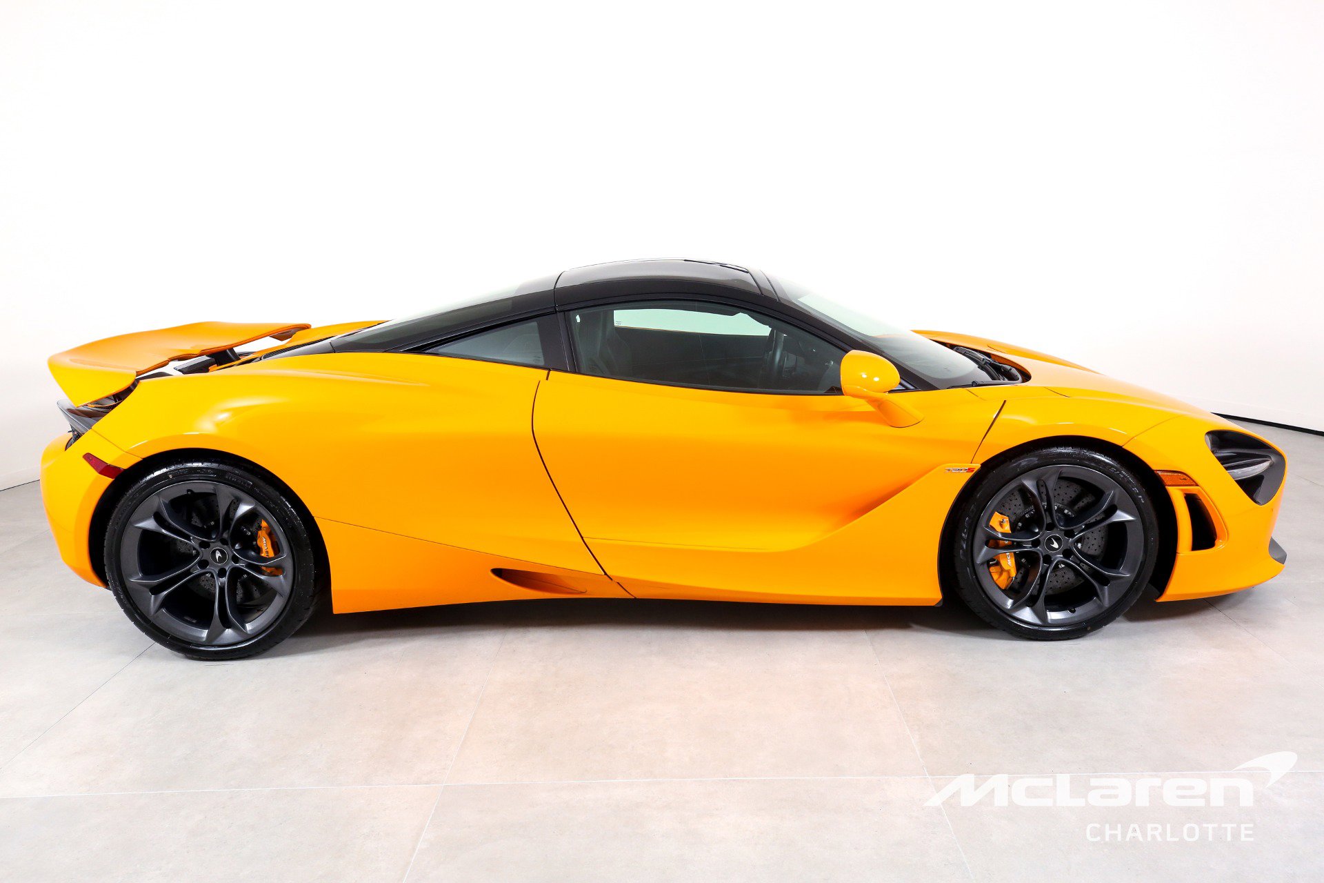 Used 2019 McLaren 720S photo 10