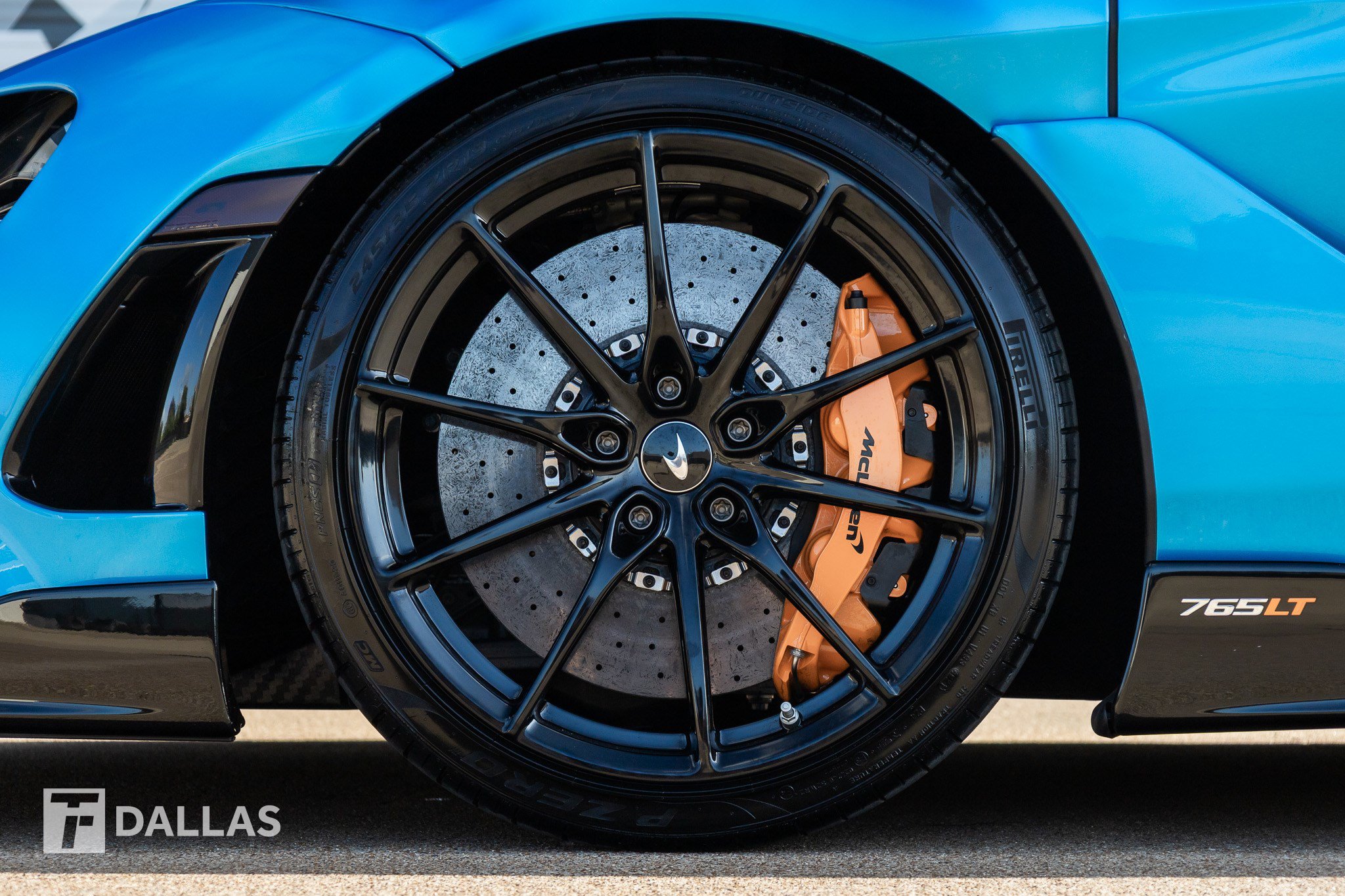 Used 2022 McLaren 765LT photo 8