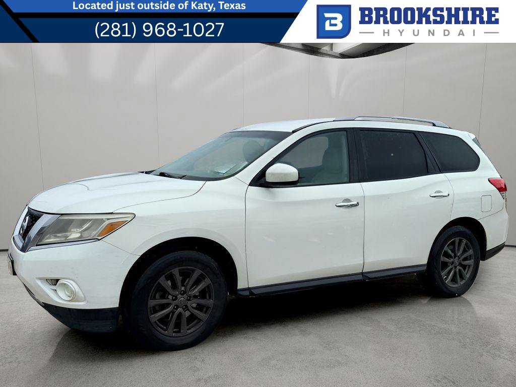 Used 2013 Nissan Pathfinder SV w/ Trailer Tow Pkg