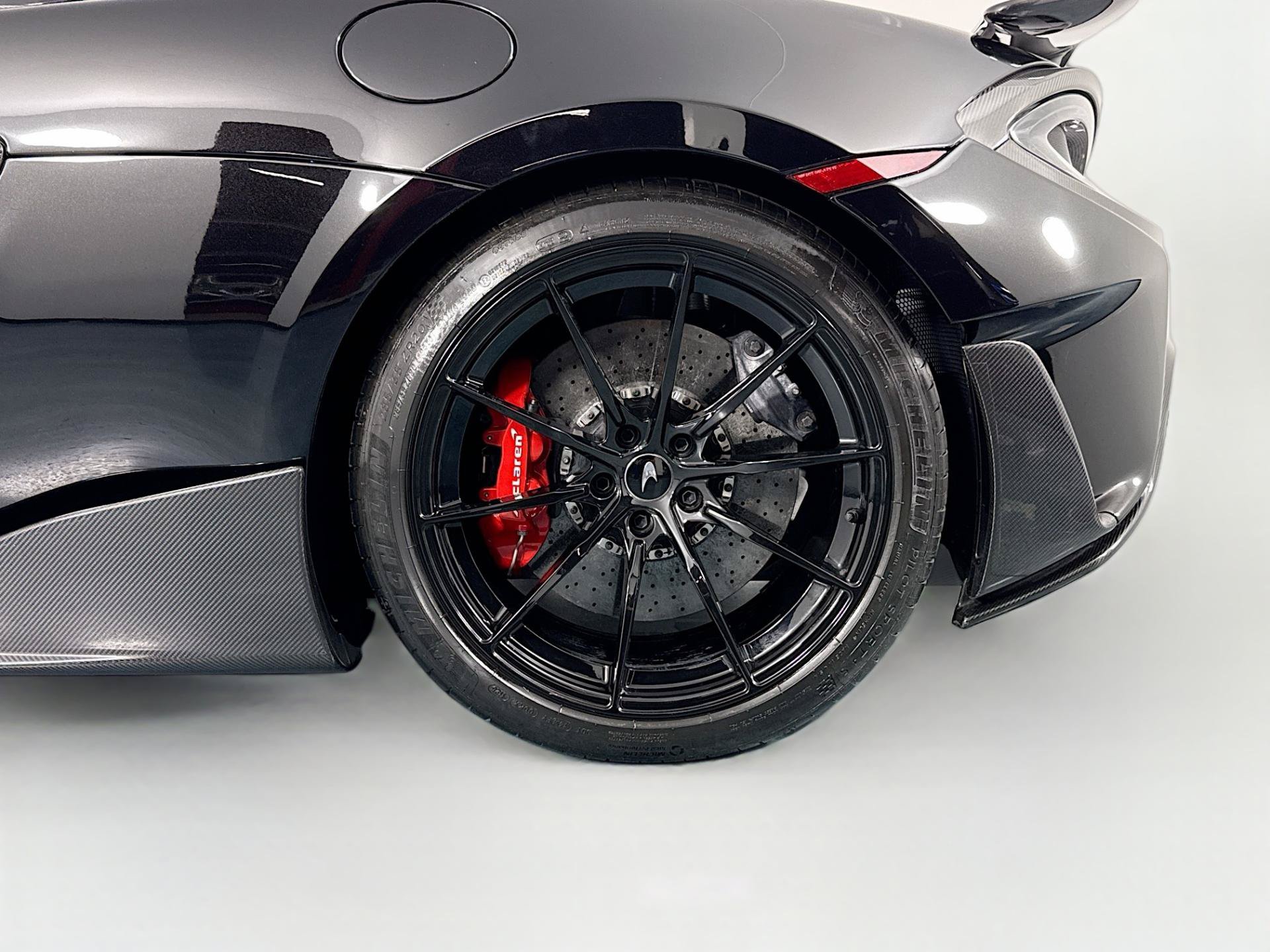 Used 2020 McLaren 600LT Spider photo 29