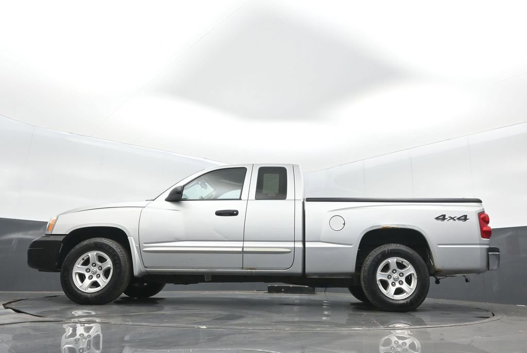 2005 Dodge Dakota SLT