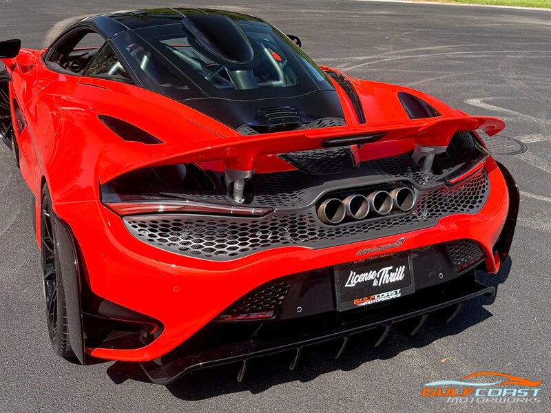 Used 2021 McLaren 765LT photo 43