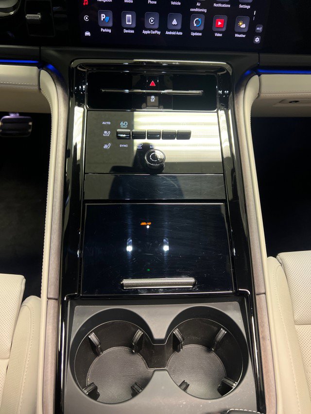 2024 Porsche Panamera 4