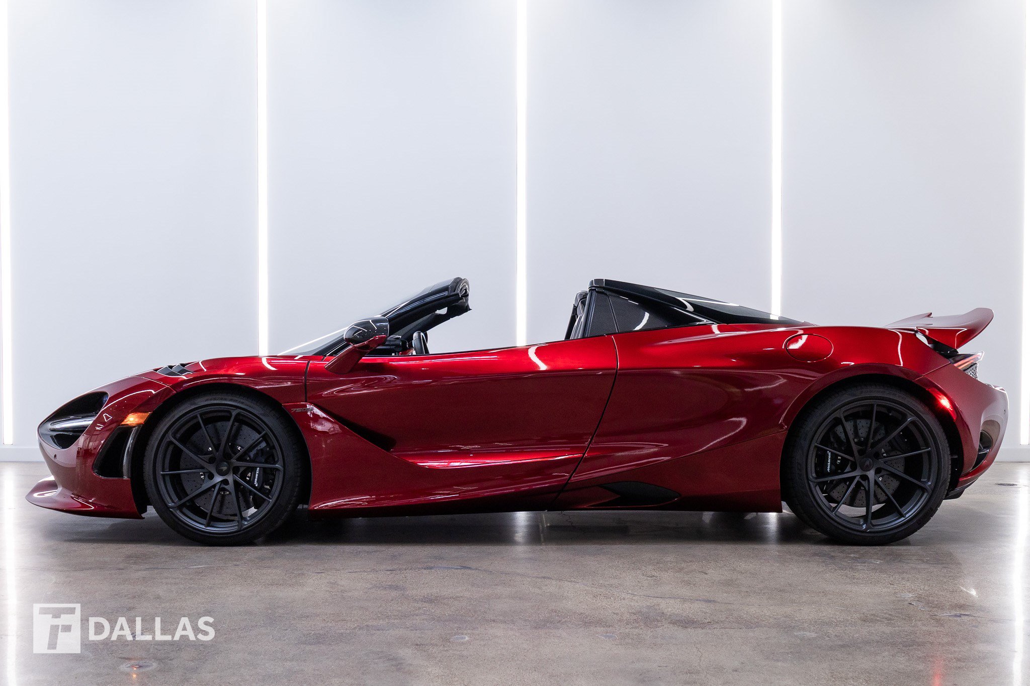 Used 2025 McLaren 750S Spider 1