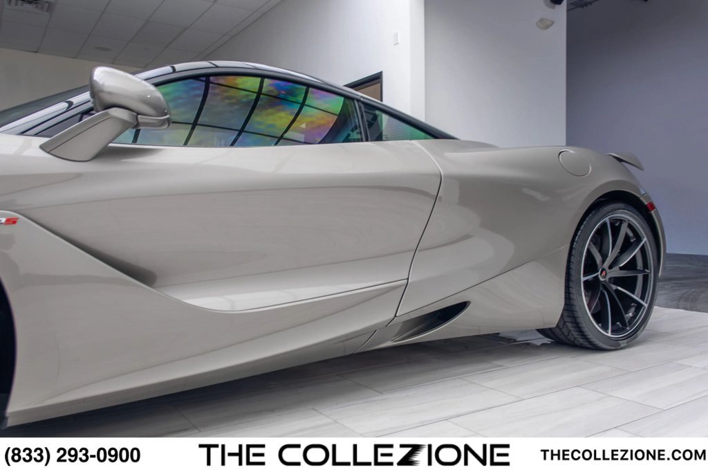 Used 2018 McLaren 720S photo 15