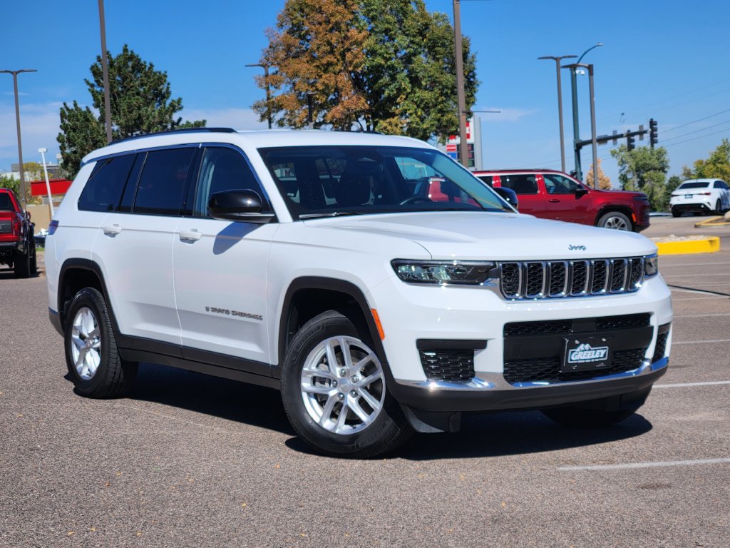 Used 2022 Jeep Grand Cherokee L Laredo w/ Luxury Tech Group I