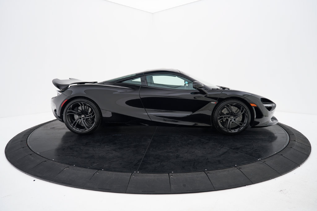 Used 2025 McLaren 750S photo 17