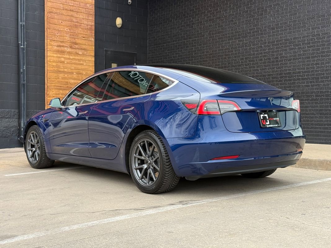 2019 Tesla Model 3 Standard Range Plus