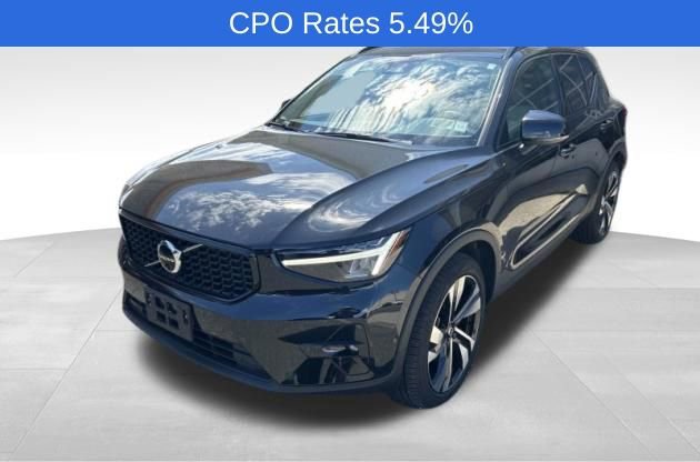 Used 2023 Volvo XC40 B5 Plus w/ Protection Package Premier
