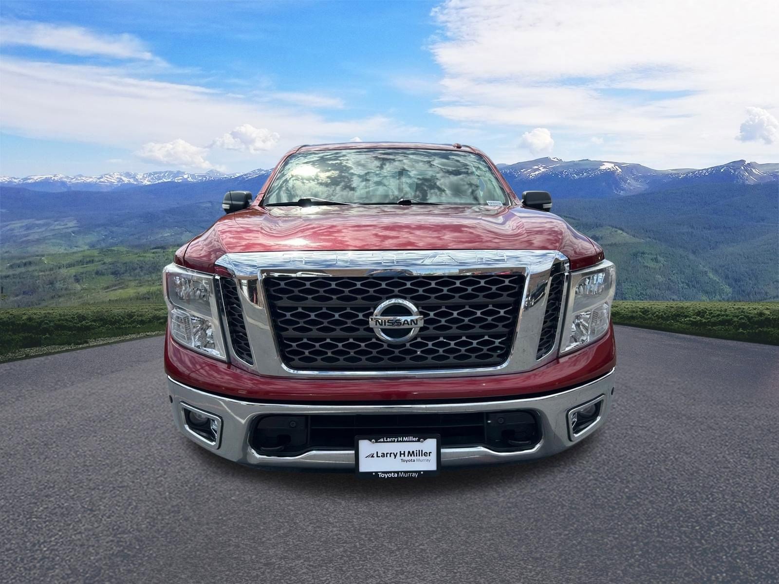 2017 Nissan Titan SV
