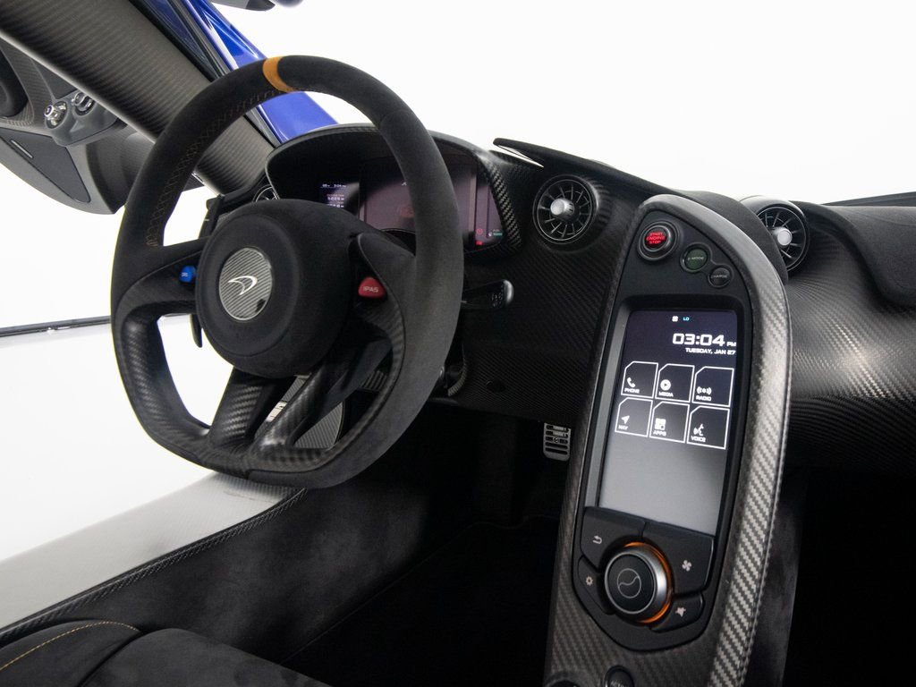 Used 2015 McLaren P1 photo 57