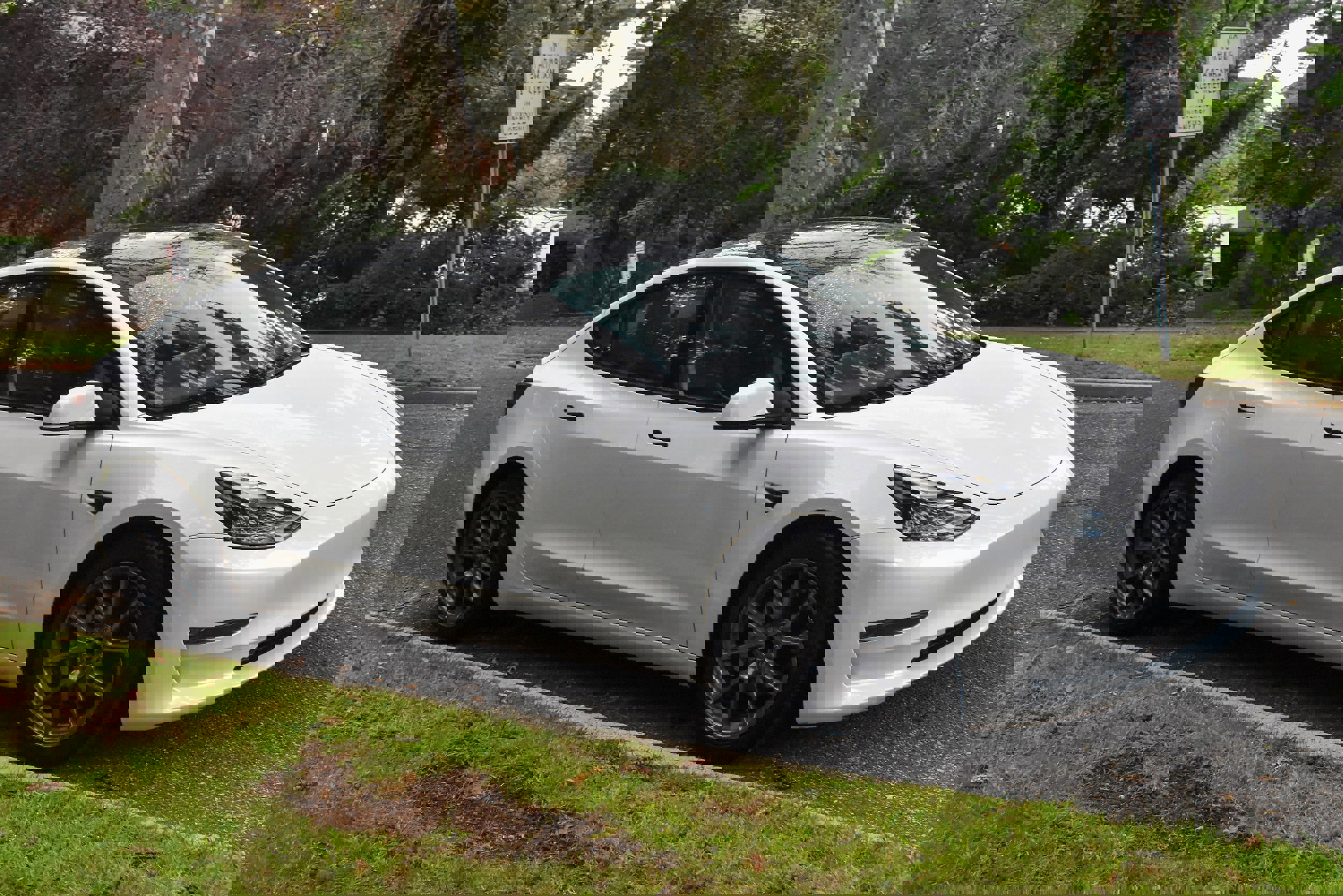 2023 Tesla Model 3 Standard Range