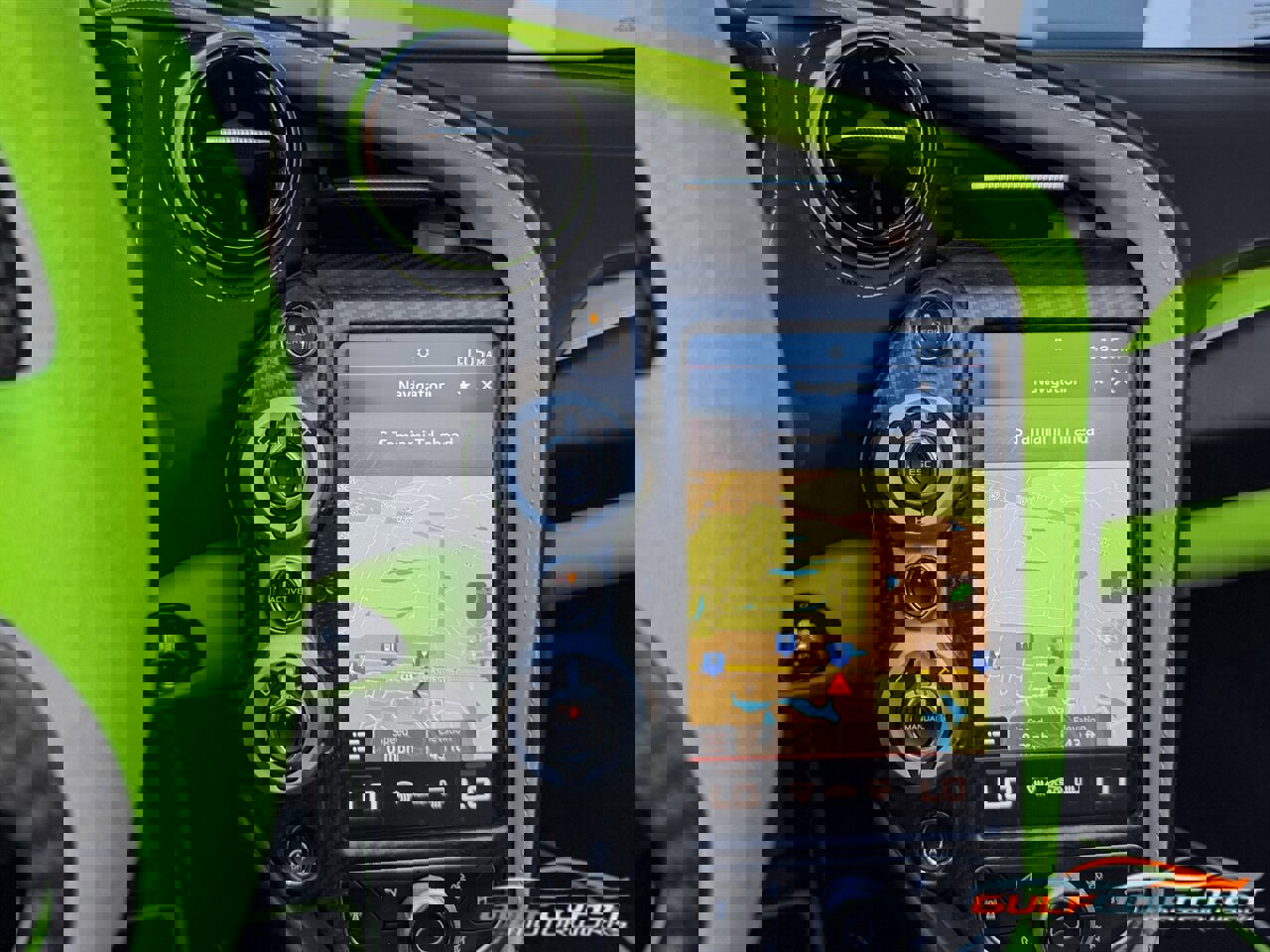 Used 2021 McLaren 720S Performance photo 18