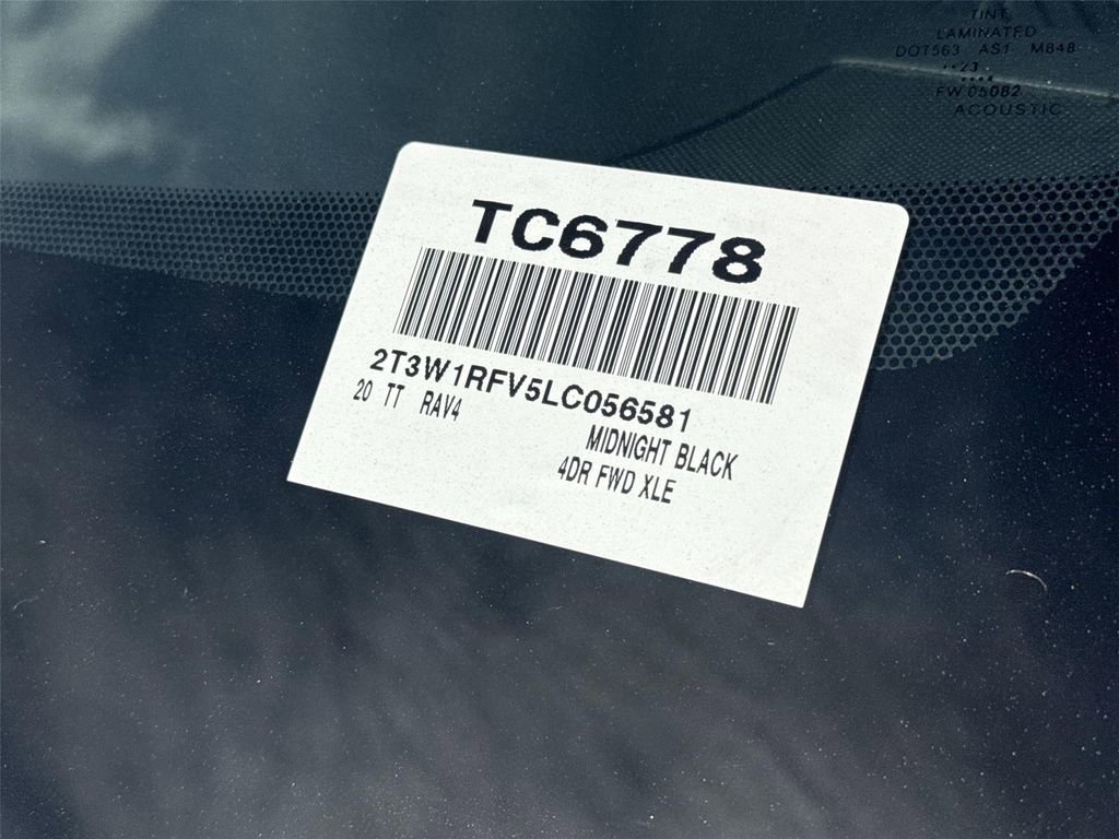 2020 Toyota RAV4 XLE