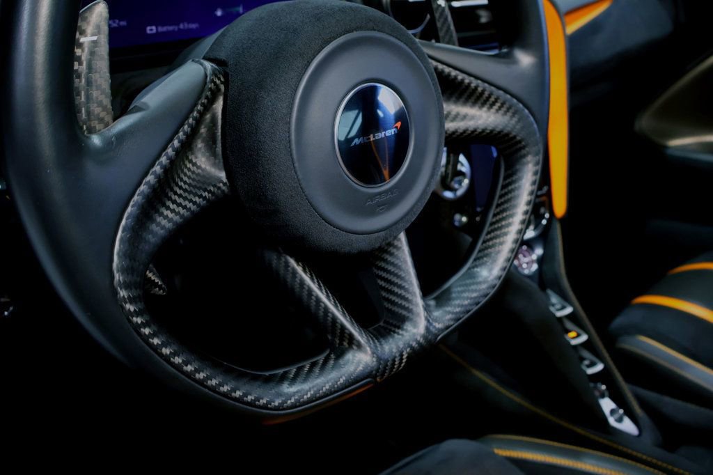 Used 2018 McLaren 720S Performance photo 34
