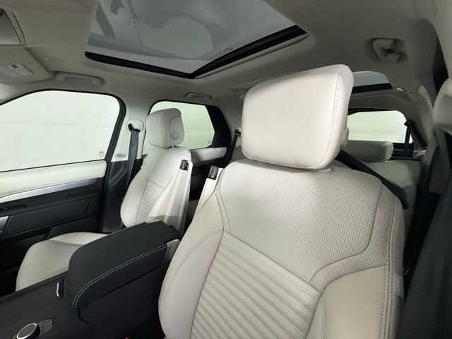 2026 Land Rover Discovery Dynamic SE