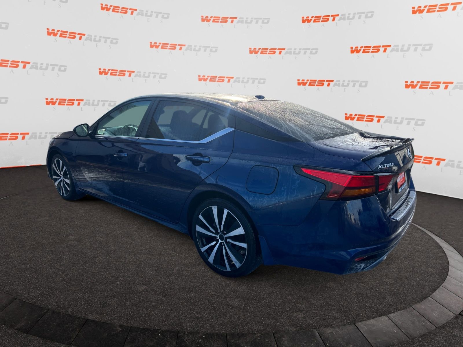 2022 Nissan Altima 2.5 SR