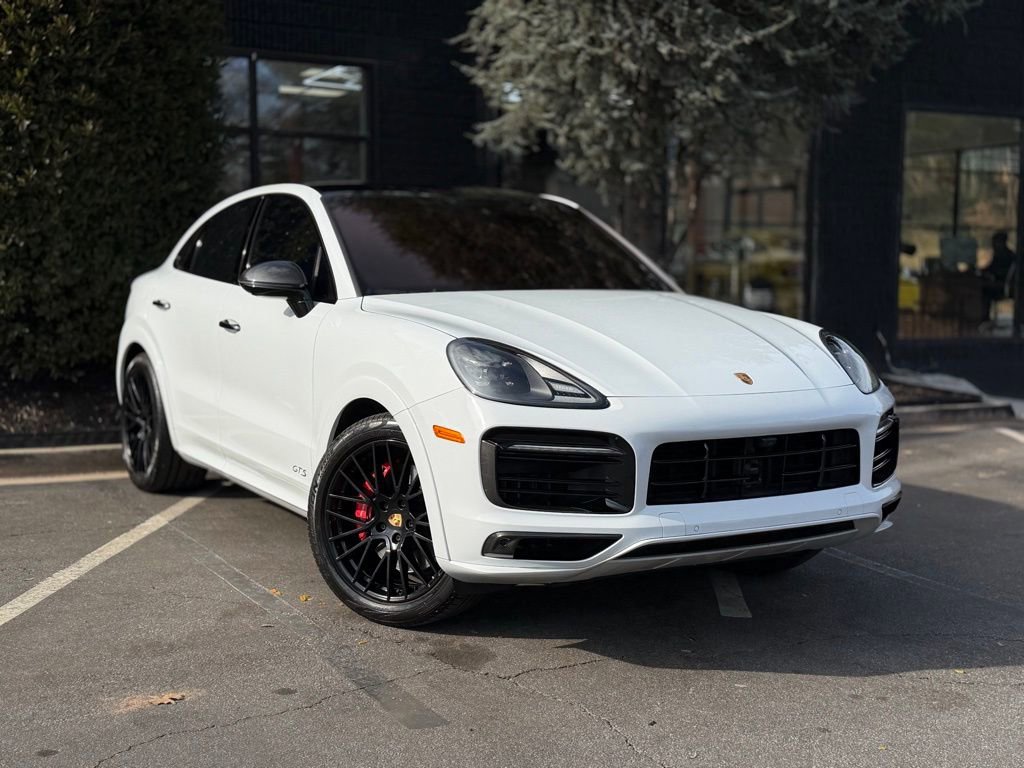 2023 Porsche Cayenne GTS