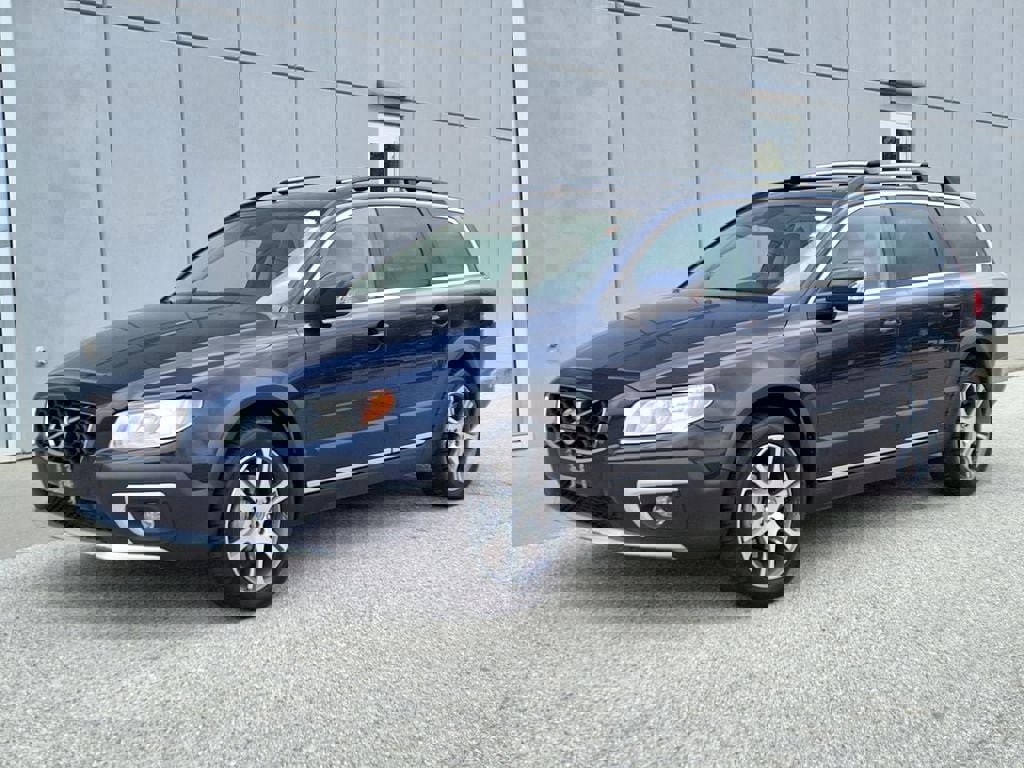 Used 2015 Volvo XC70 T6 Premier Plus