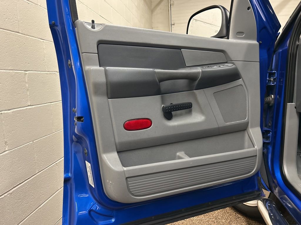 2007 Dodge Ram 1500 Truck SLT