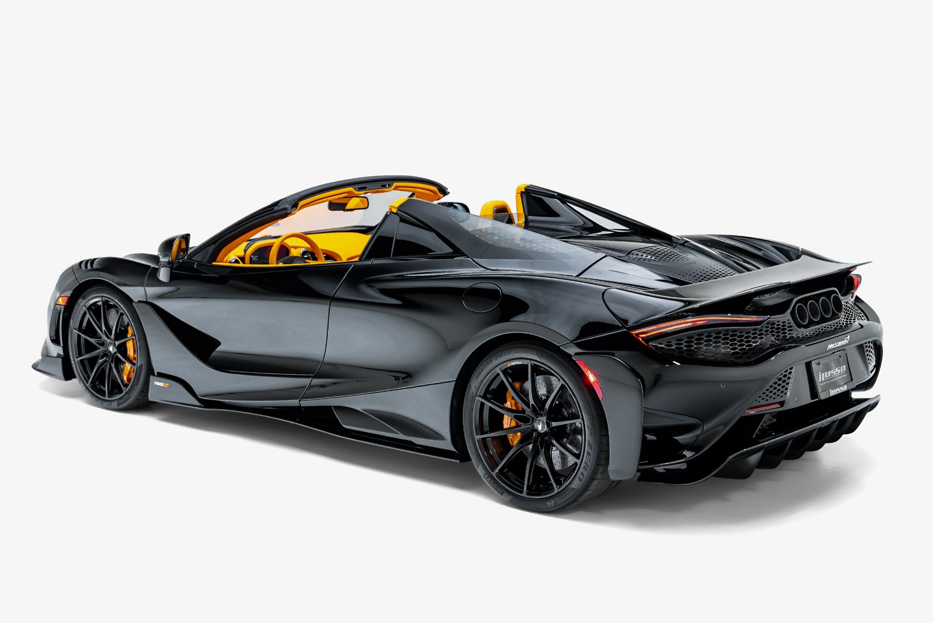 Used 2022 McLaren 765LT photo 12