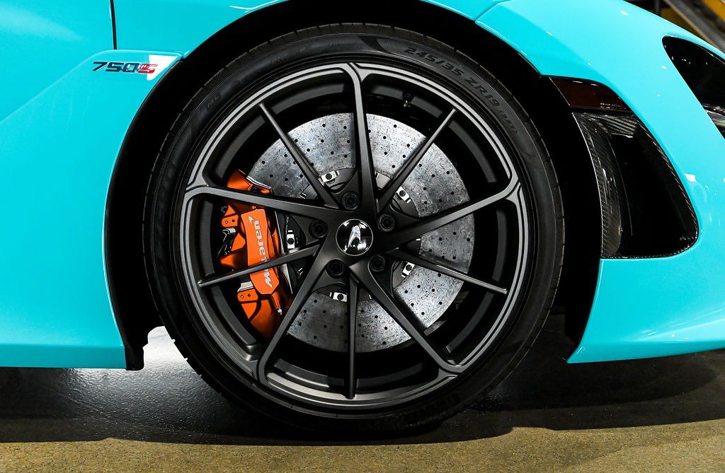 Used 2025 McLaren 750S Spider photo 34