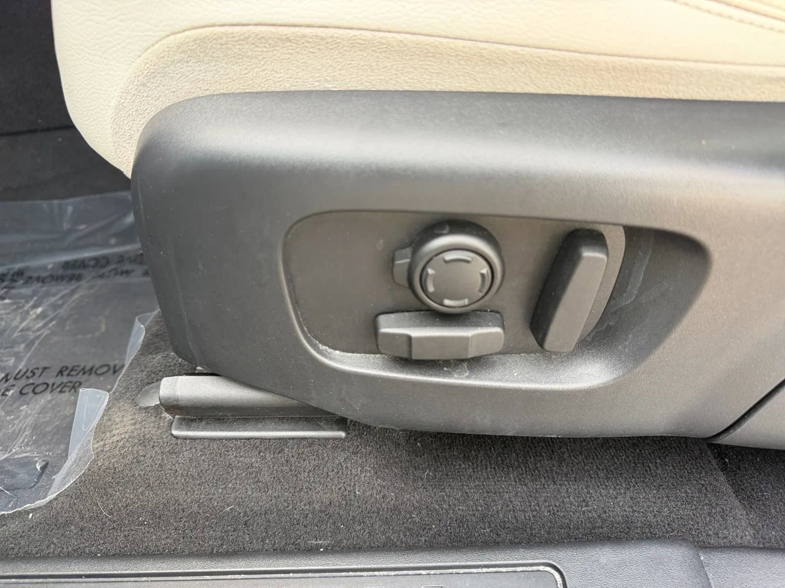 2020 Land Rover Discovery Sport SE