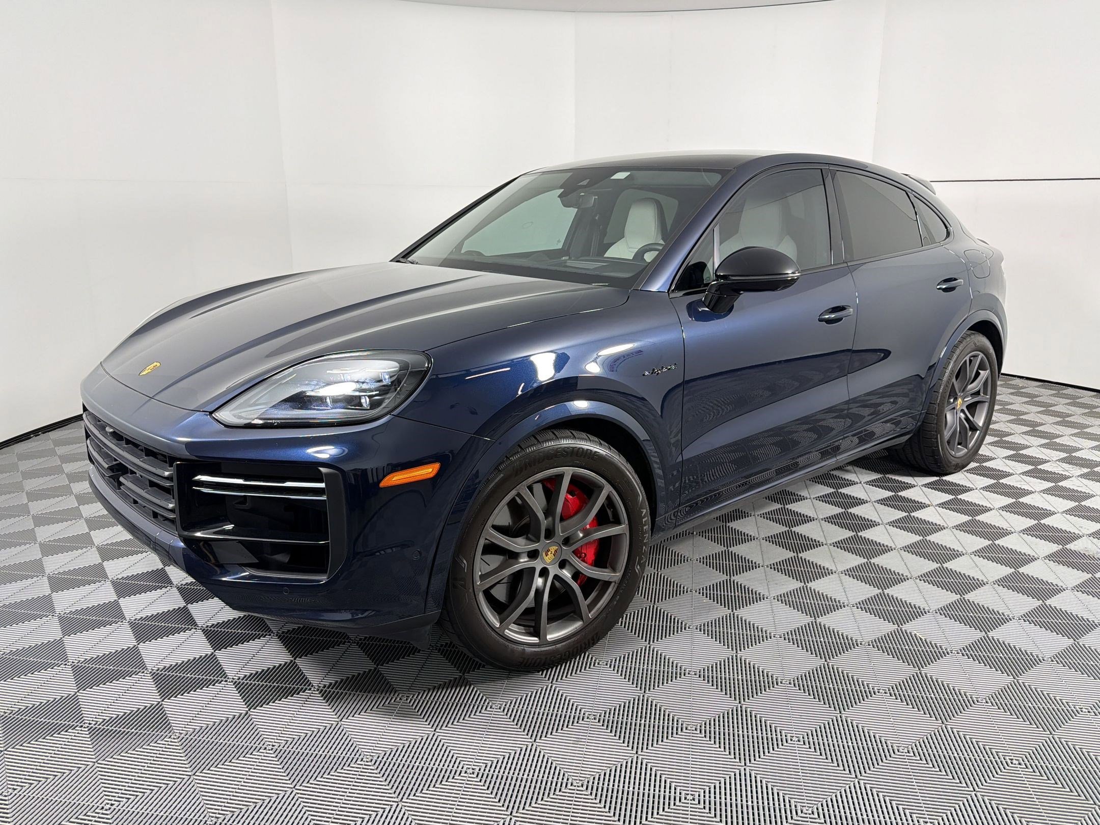 Certified 2024 Porsche Cayenne Turbo
