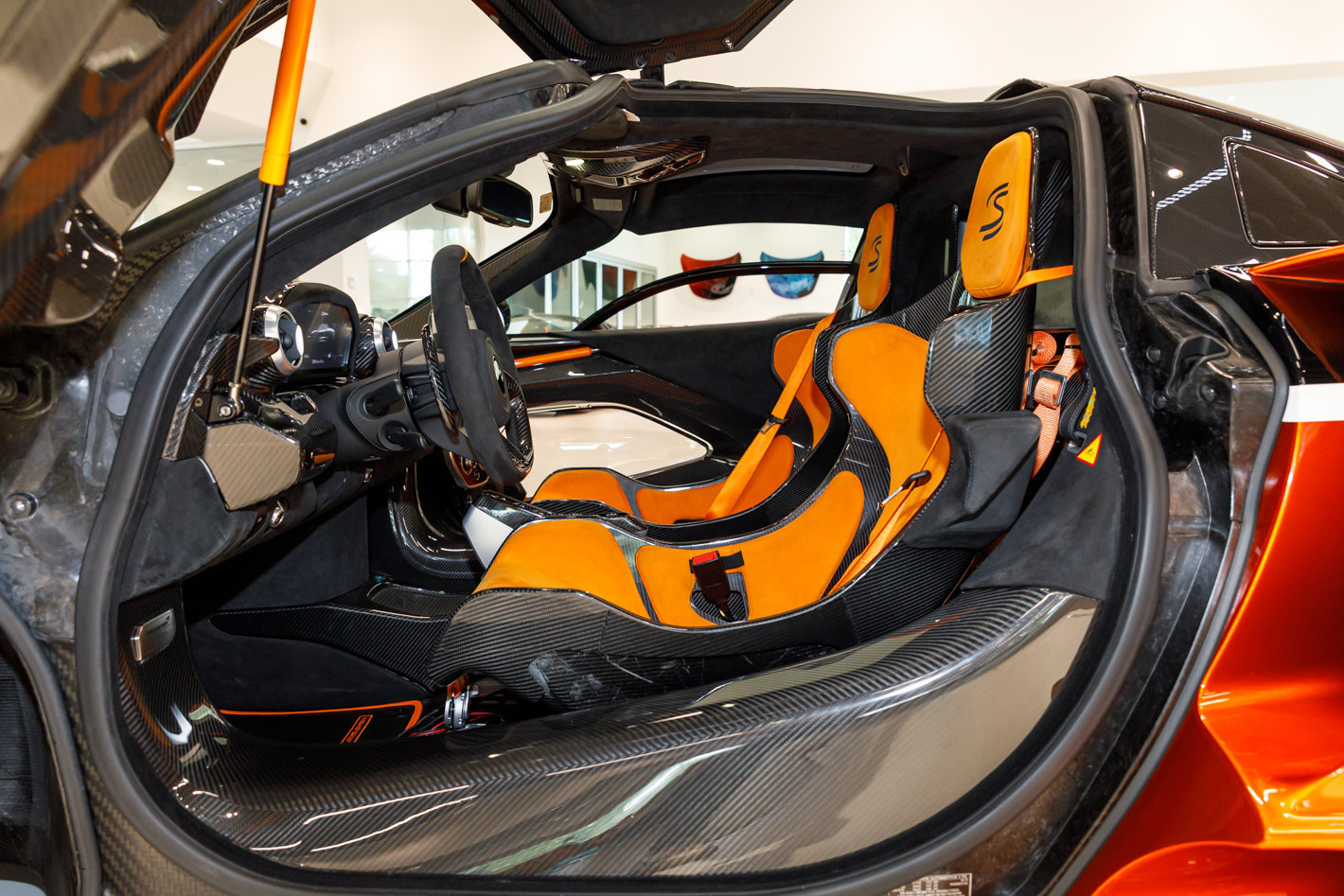 Used 2019 McLaren Senna photo 52