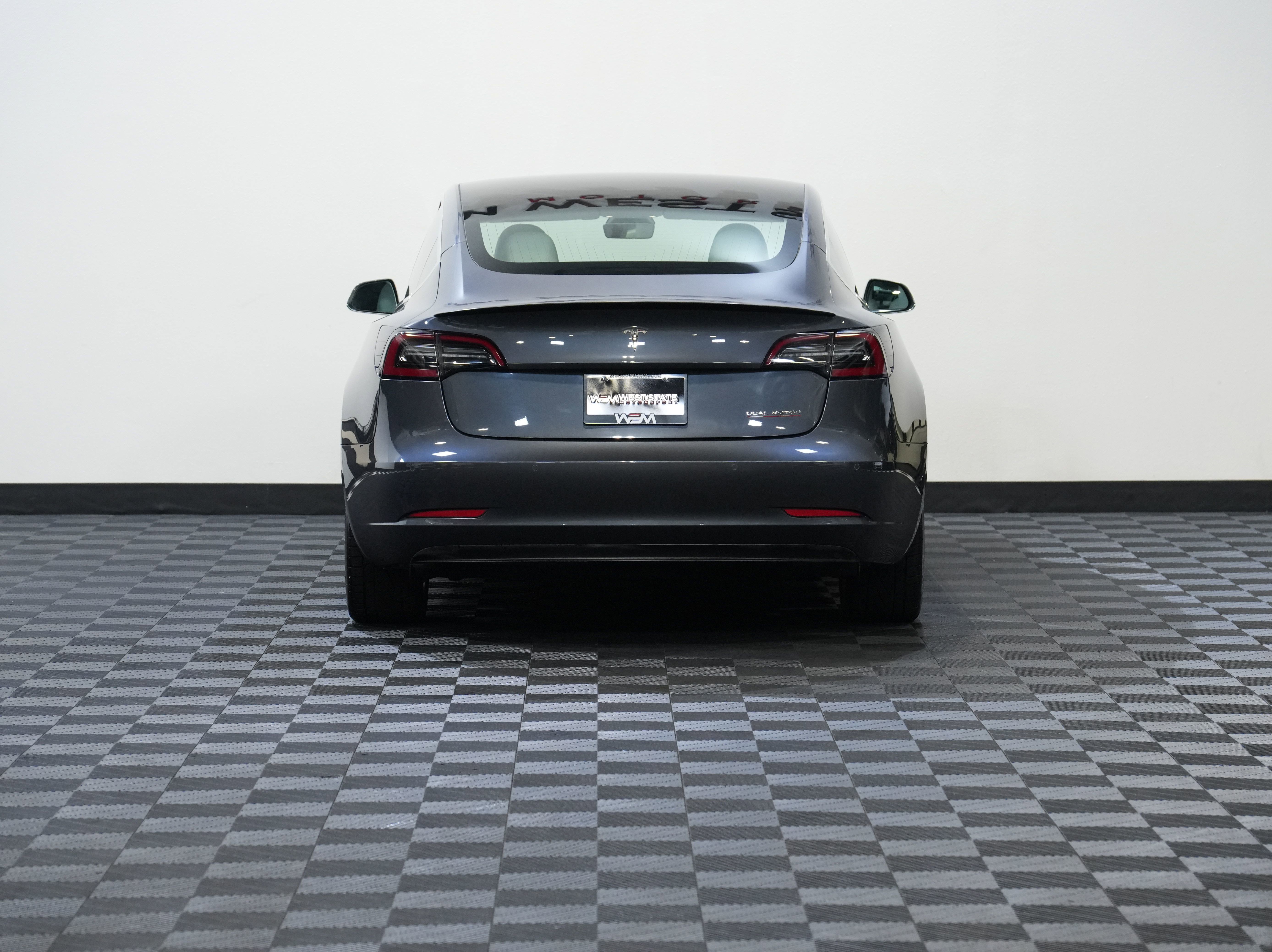 2019 Tesla Model 3 Performance