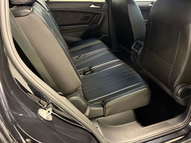 2022 Volkswagen Tiguan SE R-Line