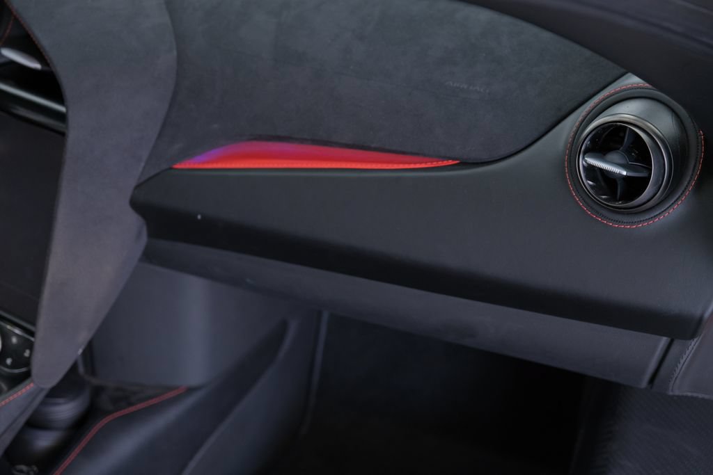 Used 2020 McLaren 720S Spider photo 15