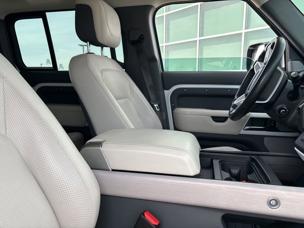 2023 Land Rover Defender 130 First Edition