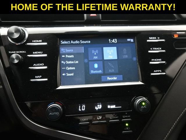 2019 Toyota Camry SE