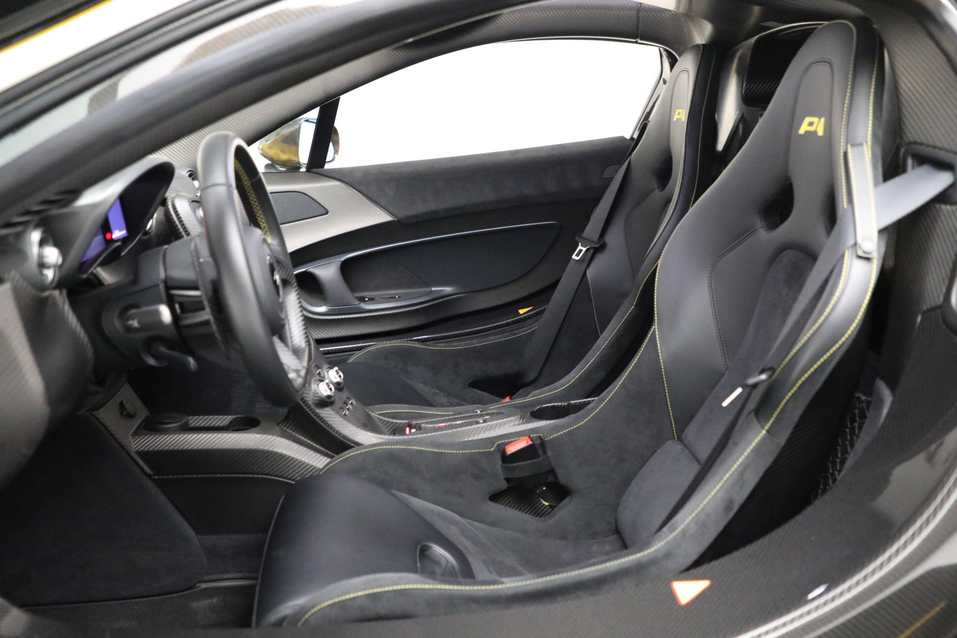 Used 2015 McLaren P1 photo 20