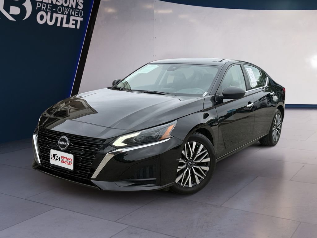 Used 2024 Nissan Altima 2.5 SV