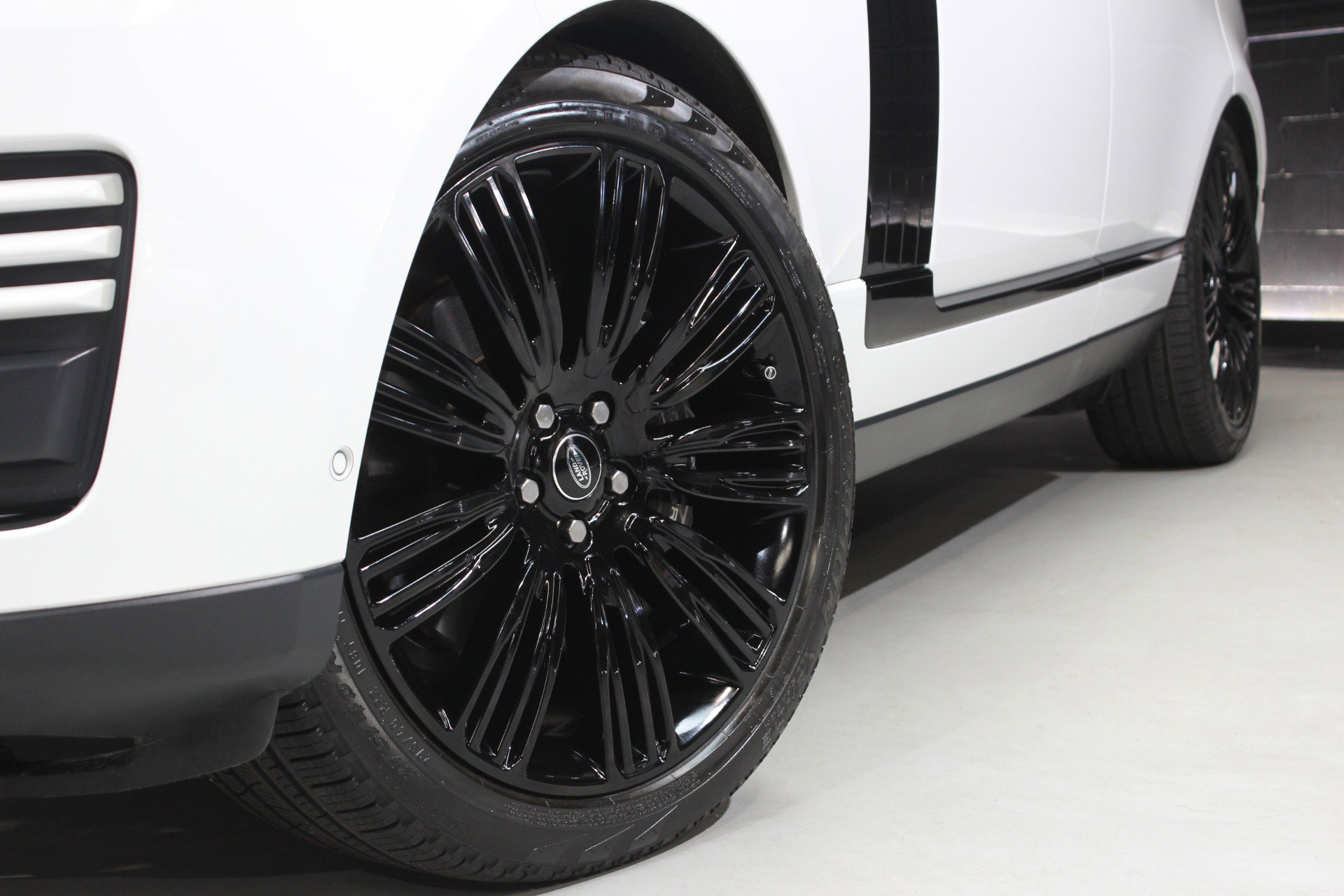 2021 Land Rover Range Rover Westminster Edition