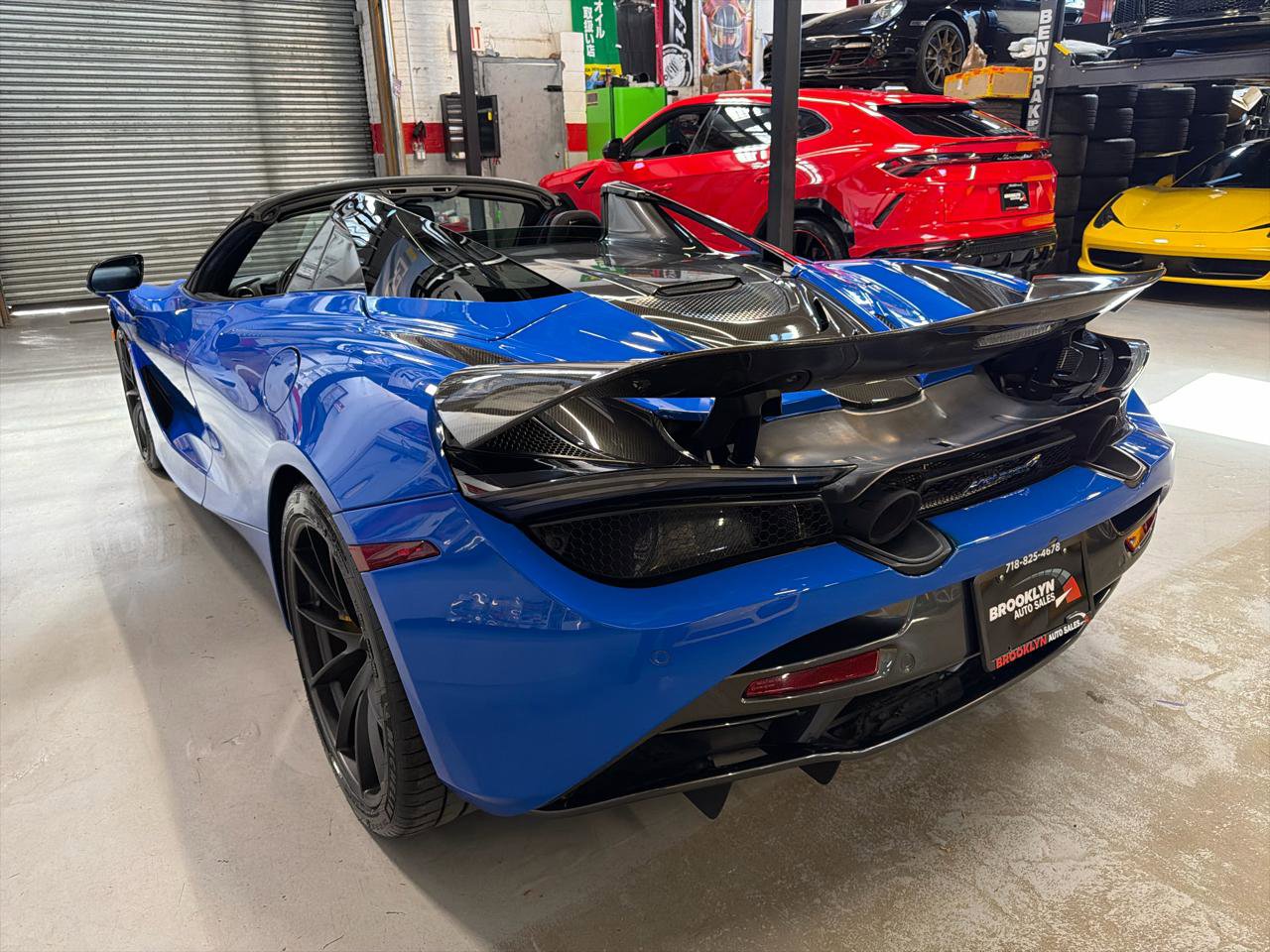 Used 2020 McLaren 720S Performance photo 8