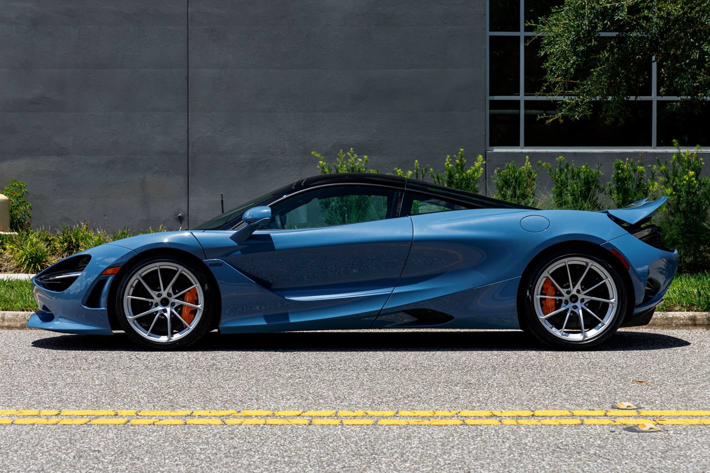 New 2027 McLaren 750S photo 23