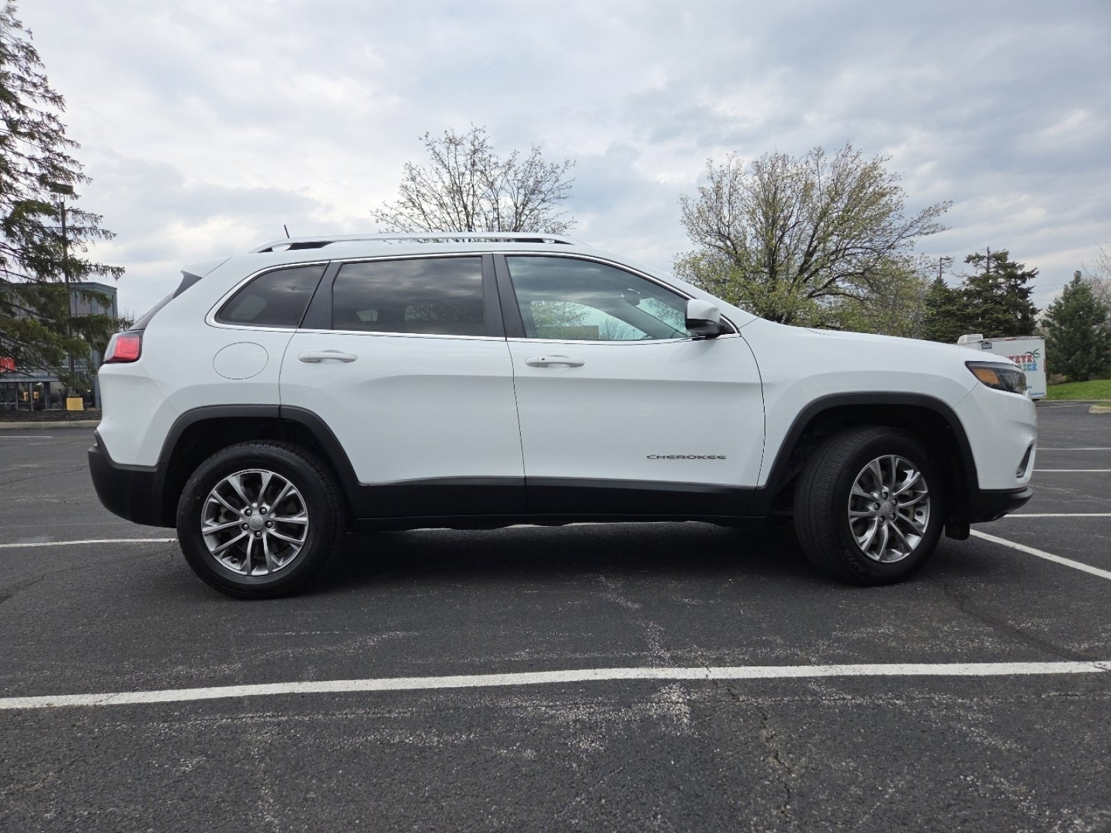 2021 Jeep Cherokee Latitude Lux