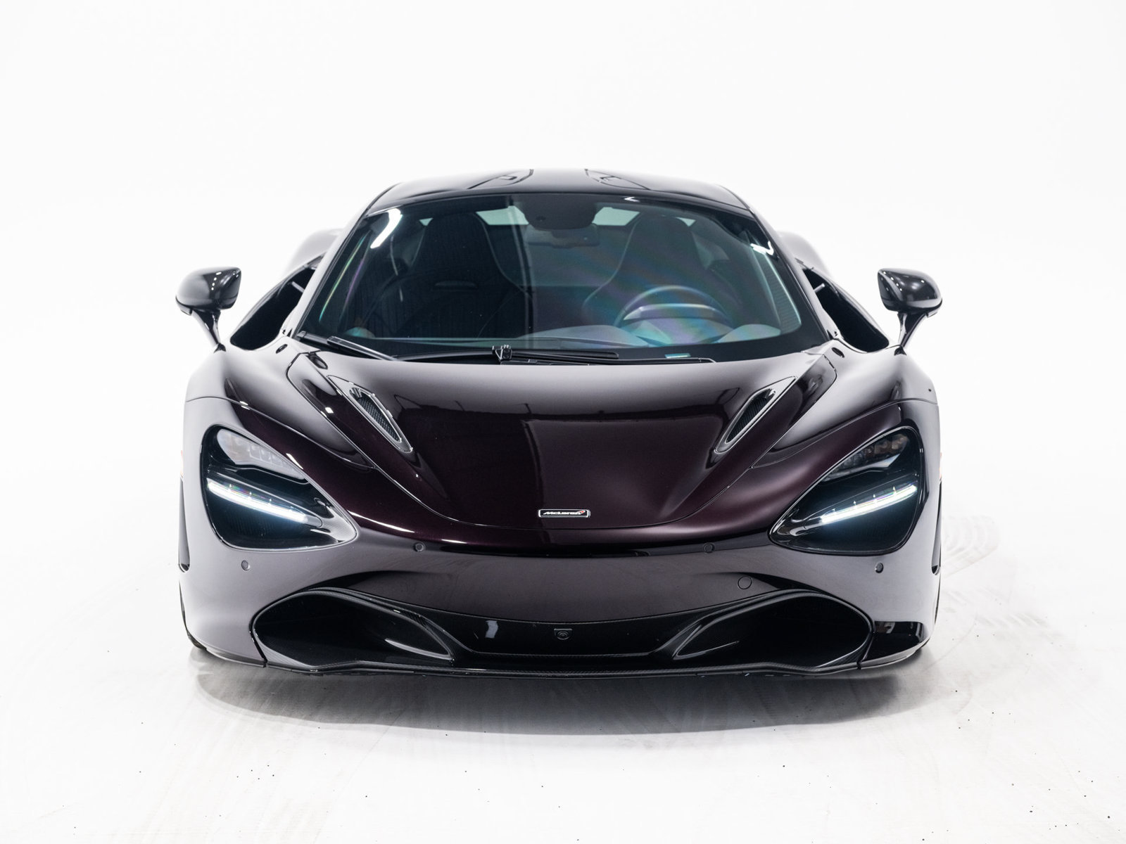 Used 2018 McLaren 720S Luxury photo 9