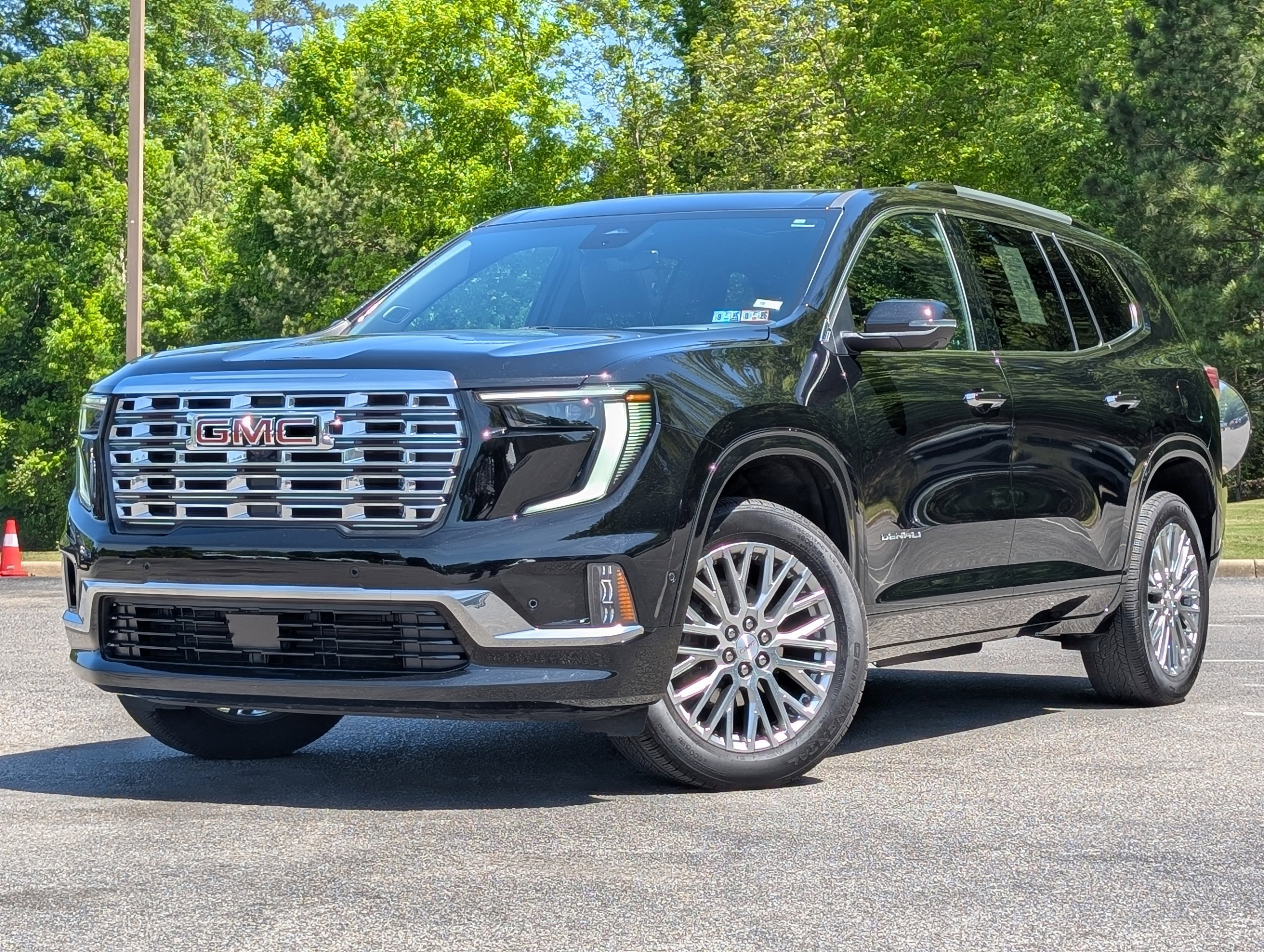 2024 GMC Acadia Denali