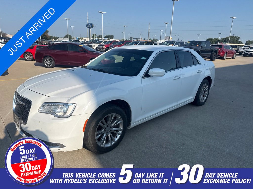 Used 2017 Chrysler 300 Limited