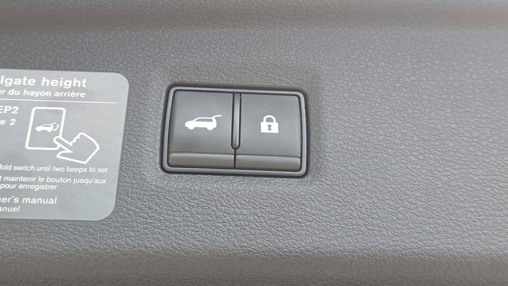 2023 INFINITI Qx50 Sport