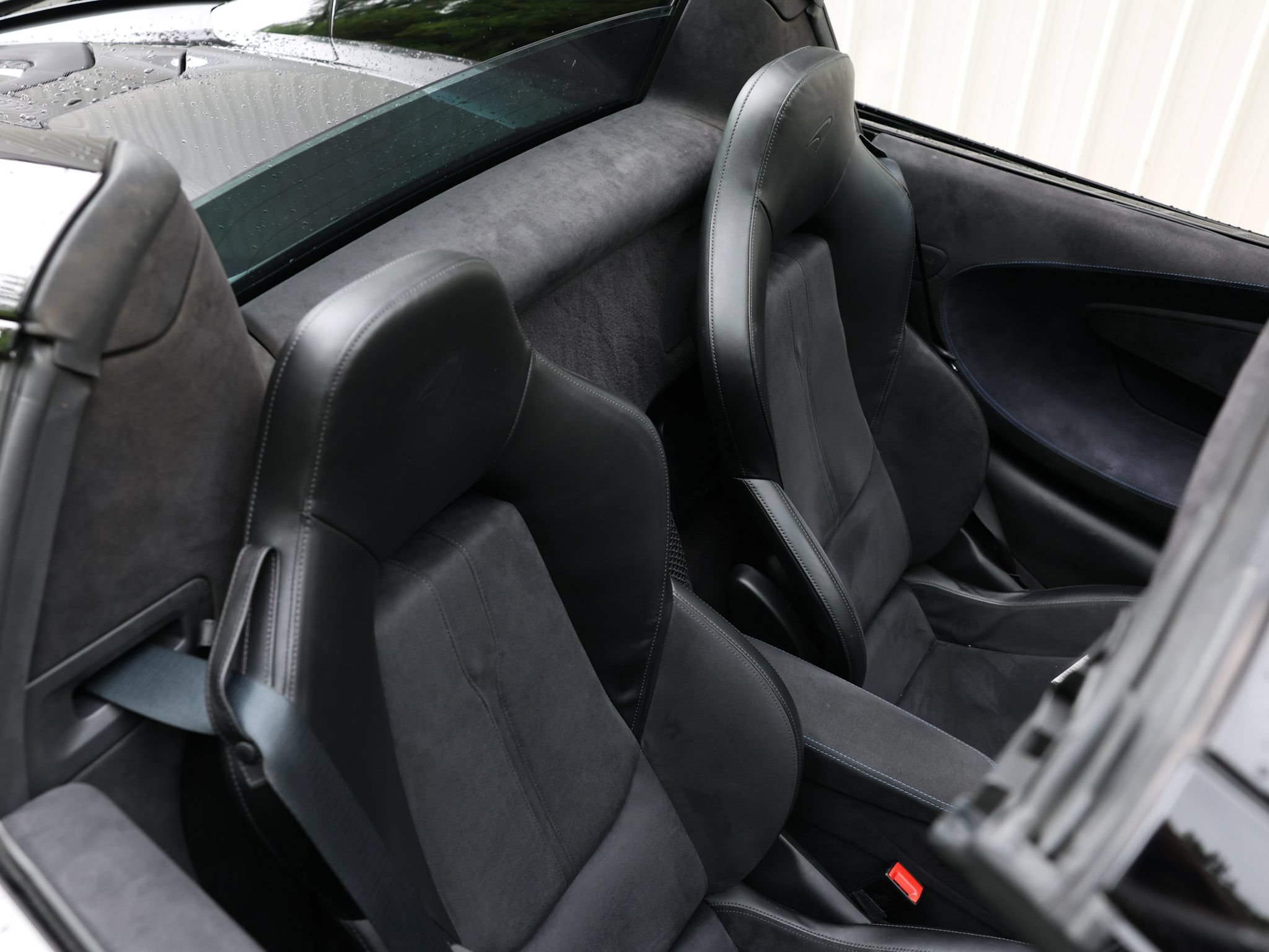 Used 2020 McLaren 600LT Spider photo 6