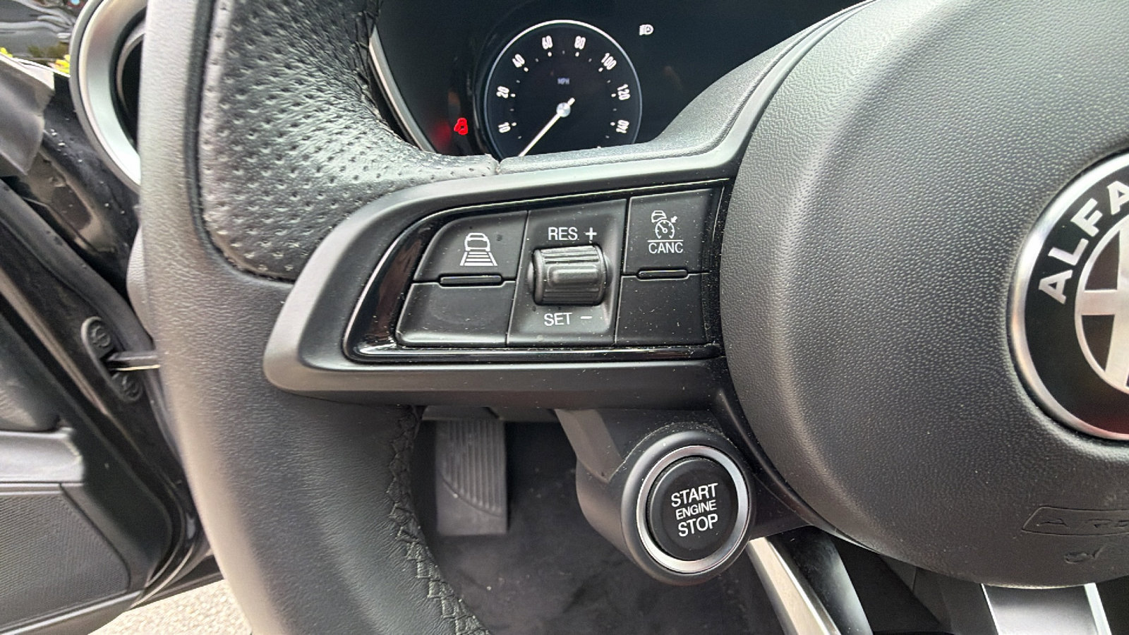 2024 Alfa Romeo Giulia Ti